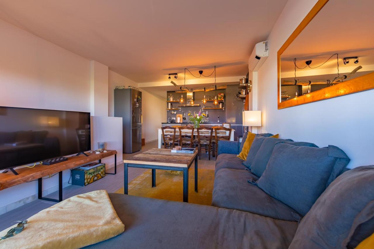 Near Beach, Cosy Terrace, Pool & Fibre Wifi タリファ エクステリア 写真